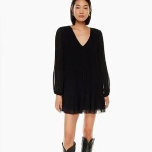 Wilfred Daydreamer V-neck Dress in Black Size S